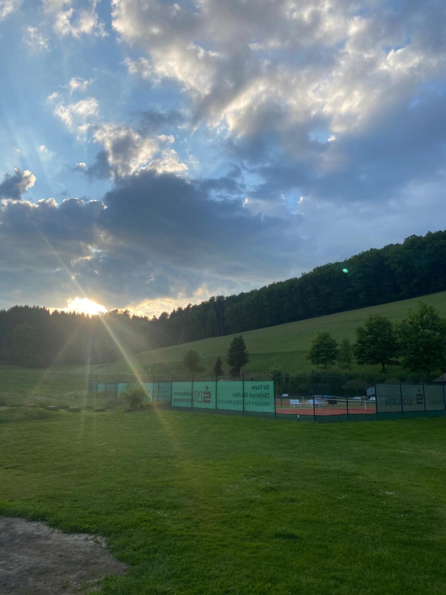 S-Chalet Camping Mit Comfort Im Schwarzwald Steinach  Екстериор снимка